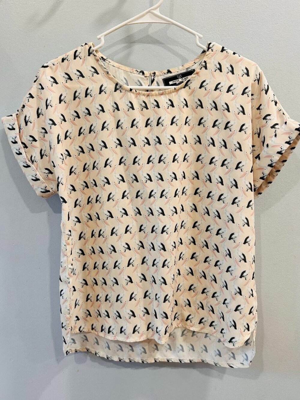 Pelican blouse Paper Plane London S/M lightweight, wrinkle resistant